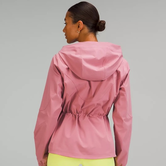 🆕 Lululemon Packable Water-Repellent Jacket in Briar Rose - Picture 2 of 7